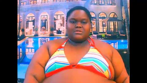 Snapshot of ebonyhotbuns4u2luv chatting on 06-13-26, 07:01 ebonyhotbuns4u2luv online show from 06-13-26, 07:01