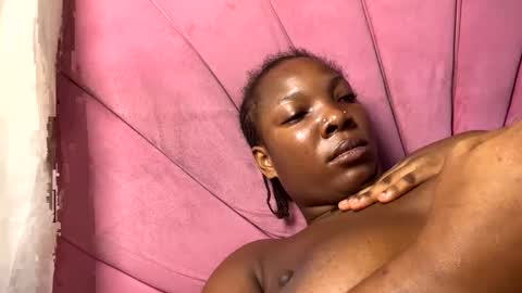 ebonykissxx online show from 04-14-26, 09:59