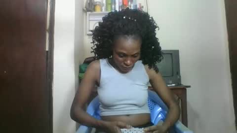 Snapshot of ebonyqueen4 chatting on 09-17-25, 04:52 JACKLINE online show from 09-17-25, 04:52