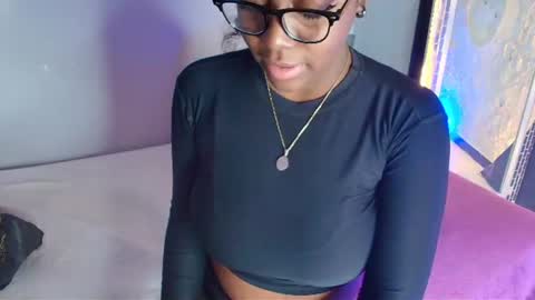 ebonyrosee_ online show from 06-04-26, 12:22