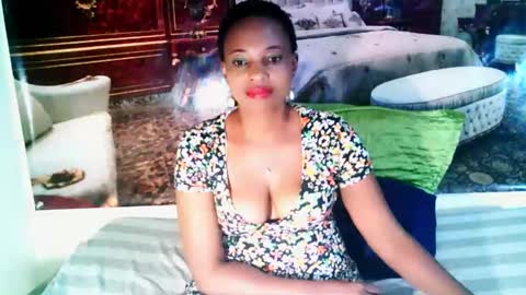 Snapshot of ebonyseductionz chatting on 01-12-25, 08:36 Zammy online show from 01-12-25, 08:36