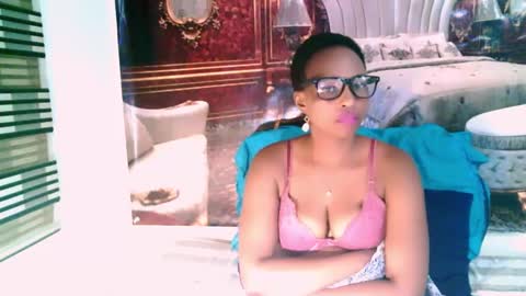 Snapshot of ebonyseductionz chatting on 01-16-25, 12:23 Zammy online show from 01-16-25, 12:23