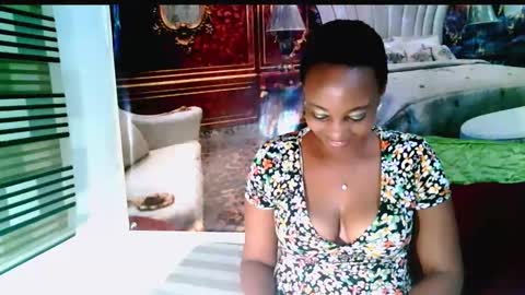 Snapshot of ebonyseductionz chatting on 01-19-25, 08:41 Zammy online show from 01-19-25, 08:41