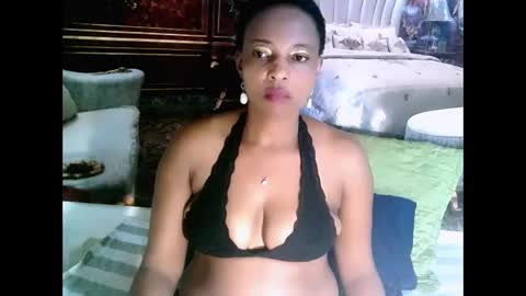 Snapshot of ebonyseductionz chatting on 01-21-25, 09:36 Zammy online show from 01-21-25, 09:36