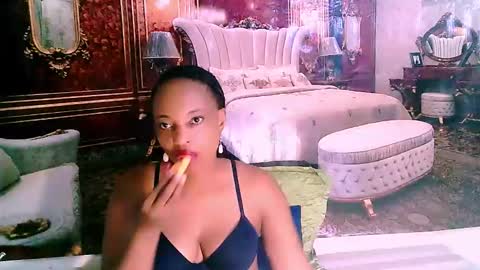 Snapshot of ebonyseductionz chatting on 03-04-25, 02:06 Zammy online show from 03-04-25, 02:06