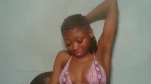 Snapshot of ebonyxxbabe chatting on 10-23-25, 06:39 ebonyxxbabe online show from 10-23-25, 06:39