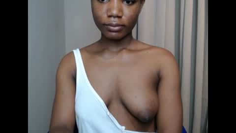 ebonyxxbae online show from 07-31-26, 01:16