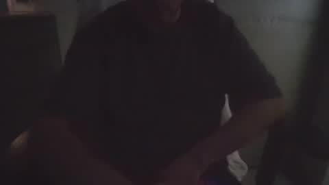 Snapshot of ebz009 chatting on 03-15-26, 09:43 AboutFun online show from 03-15-26, 09:43