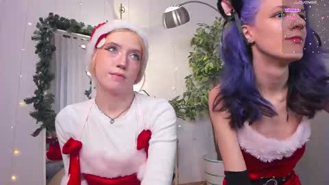 Asuna  Lana  online show from 12-23-25, 06:55