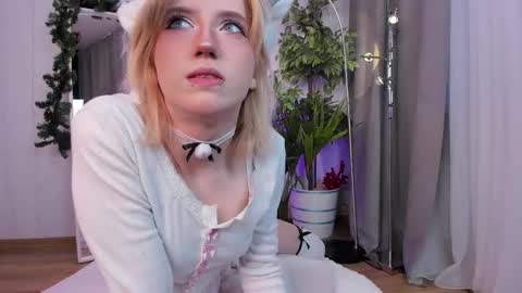 Asuna  Lana  online show from 01-08-26, 06:48