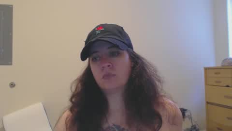 Snapshot of echosol17 chatting on 12-21-24, 06:34 Weird Echo online show from 12-21-24, 06:34