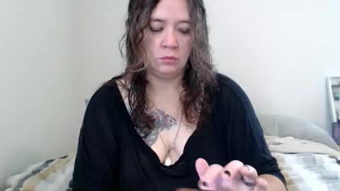 Snapshot of echosol17 chatting on 10-07-25, 04:48 Weird Echo online show from 10-07-25, 04:48