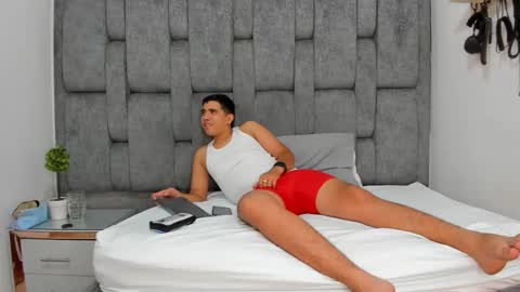 Blake and Jess online show from 02-18-26, 07:54