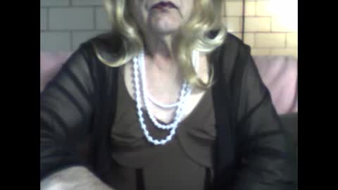 Snapshot of eddie595959 chatting on 12-29-24, 10:23 eddie595959 online show from 12-29-24, 10:23