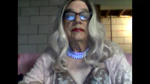 Snapshot of eddie595959 chatting on 02-09-25, 10:53 eddie595959 online show from 02-09-25, 10:53