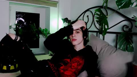 Eddie online show from 03-02-26, 06:04