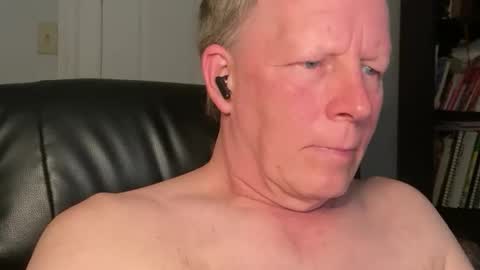 Eddy online show from 04-21-26, 01:53