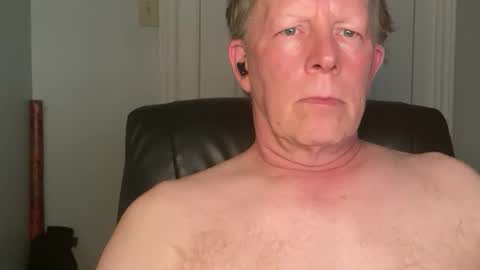 Snapshot of eddygl1968 chatting on 05-28-26, 02:31 Eddy online show from 05-28-26, 02:31