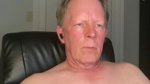 Snapshot of eddygl1968 chatting on 06-06-26, 02:49 Eddy online show from 06-06-26, 02:49