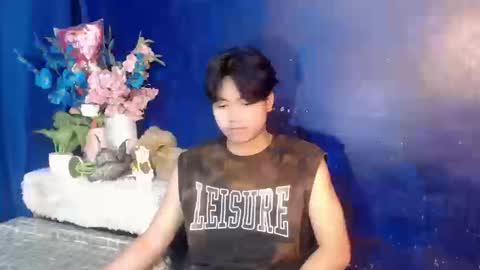 edelcum_xx online show from 12-17-25, 02:28