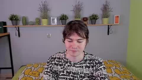 Edgar online show from 05-19-26, 02:18