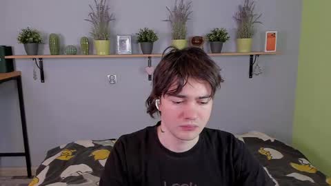 Edgar online show from 06-07-26, 02:05