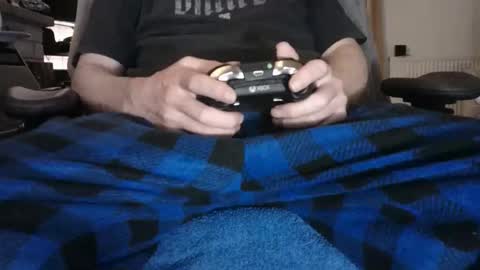 edged biker online show from 04-05-26, 09:01