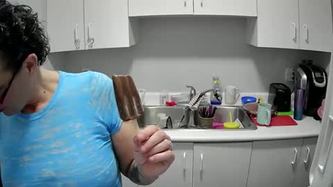 Angel online show from 02-28-25, 09:44