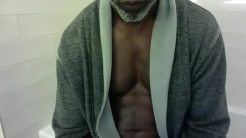 Snapshot of edgingdaddy chatting on 04-29-26, 05:41 Dad online show from 04-29-26, 05:41