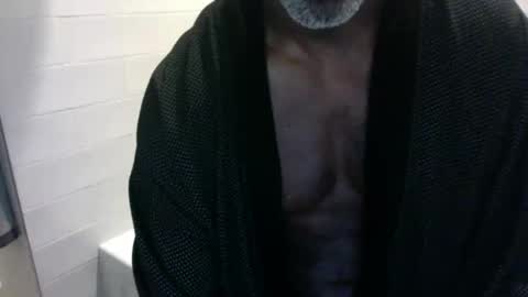 Snapshot of edgingdaddy chatting on 05-13-26, 10:12 Dad online show from 05-13-26, 10:12