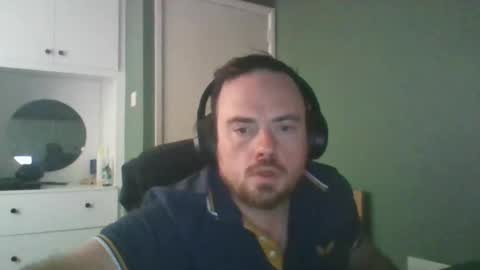 edhead1111434125 online show from 11-09-25, 09:40