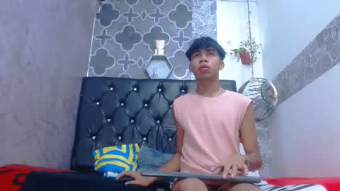 Snapshot of edi_stwix18 chatting on 04-14-26, 03:01 edi_stwix18 online show from 04-14-26, 03:01