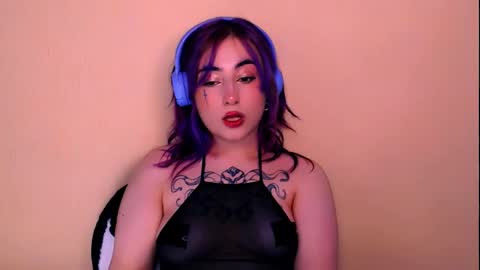 fickle demon made of clumps of matter online show from 02-05-25, 08:54