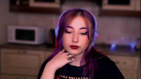 fickle demon made of clumps of matter online show from 02-12-25, 01:16