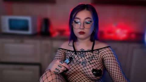 fickle demon made of clumps of matter online show from 02-16-25, 11:38