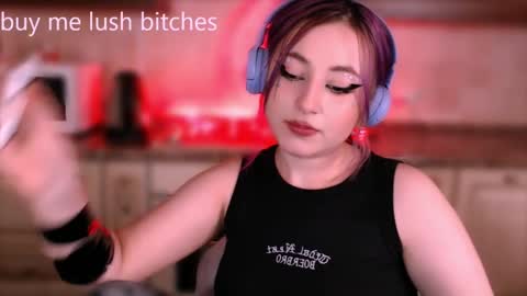 fickle demon made of clumps of matter online show from 03-08-25, 08:25