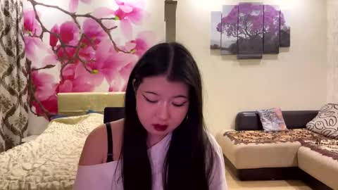 Eri online show from 04-18-26, 07:07