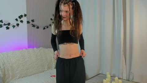 Lisa  online show from 01-15-25, 10:57