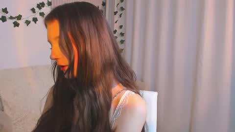 Lisa  online show from 02-25-25, 11:00