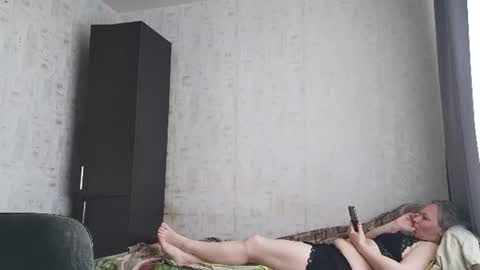 Snapshot of edithmanning chatting on 07-04-26, 04:13 edithmanning online show from 07-04-26, 04:13