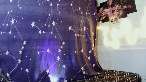 Snapshot of edrianburca052 chatting on 02-01-26, 06:28 urasian chub online show from 02-01-26, 06:28