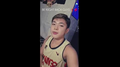 Snapshot of edrianburca052 chatting on 02-25-26, 05:22 urasian chub online show from 02-25-26, 05:22