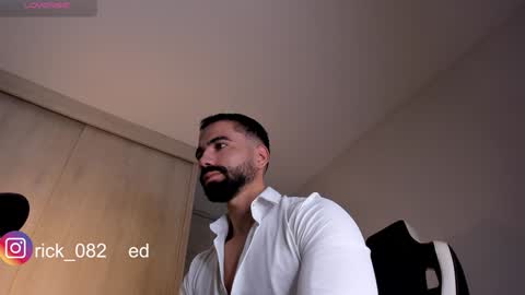 Snapshot of edrick_walton chatting on 12-25-24, 11:10 edrick online show from 12-25-24, 11:10