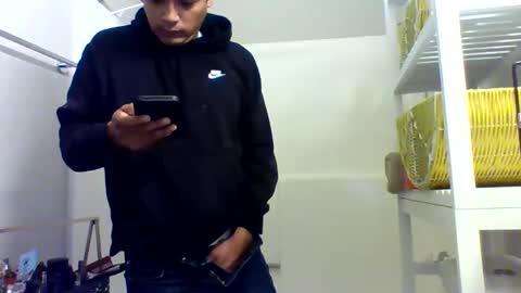 eduardo0084 online show from 12-21-24, 03:20