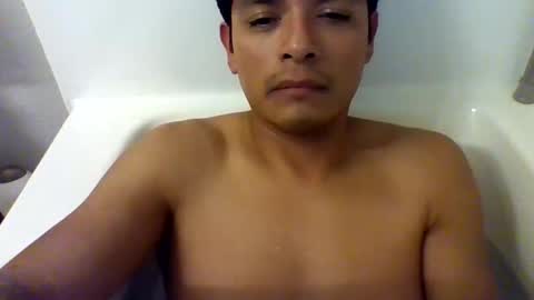 eduardo0084 online show from 03-01-25, 12:01