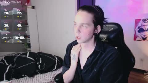 Snapshot of edward_kalen chatting on 01-12-25, 05:45 edward_kalen online show from 01-12-25, 05:45