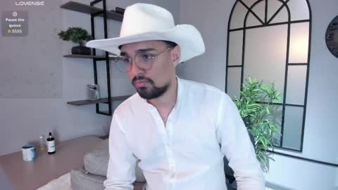 Eduardo online show from 03-04-26, 03:56