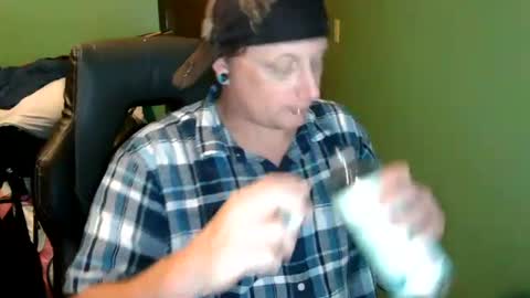 Snapshot of edwardaims_2please chatting on 06-29-26, 03:13 edwardaims_2please online show from 06-29-26, 03:13