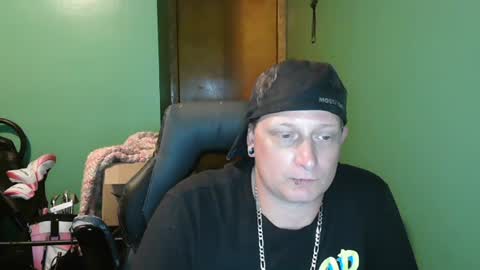 Snapshot of edwardaims_2please chatting on 07-14-26, 03:00 edwardaims_2please online show from 07-14-26, 03:00