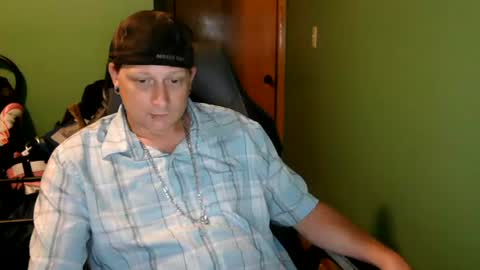 Snapshot of edwardaims_2please chatting on 07-28-26, 01:45 edwardaims_2please online show from 07-28-26, 01:45